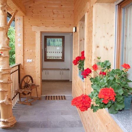 Apartamento Schweinsteghof Urlaub Auf Dem Bauernhof Sarentino Exterior foto