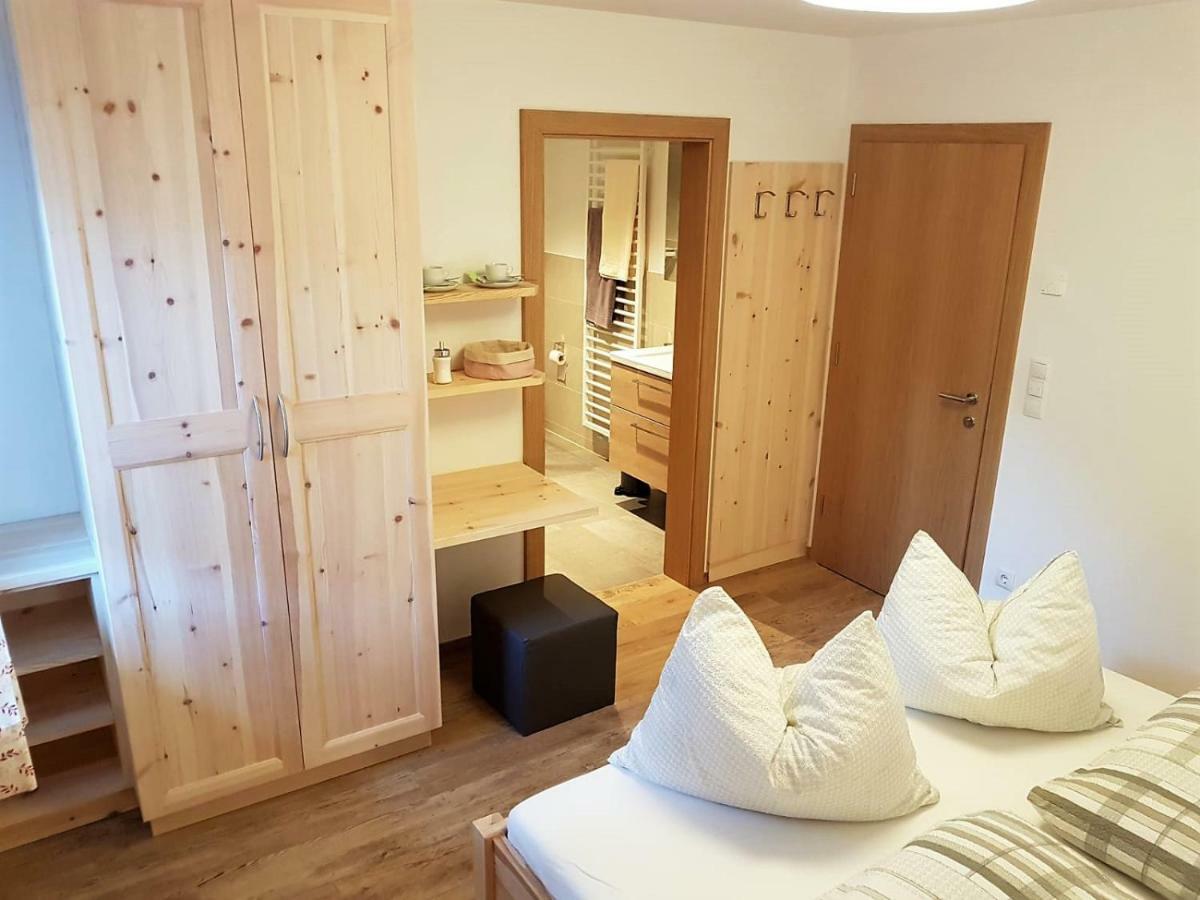 Apartamento Schweinsteghof Urlaub Auf Dem Bauernhof Sarentino Exterior foto