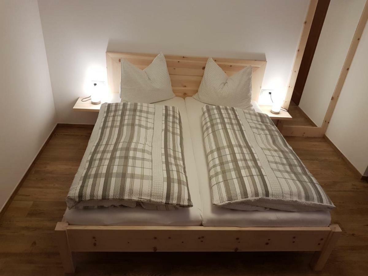 Apartamento Schweinsteghof Urlaub Auf Dem Bauernhof Sarentino Exterior foto