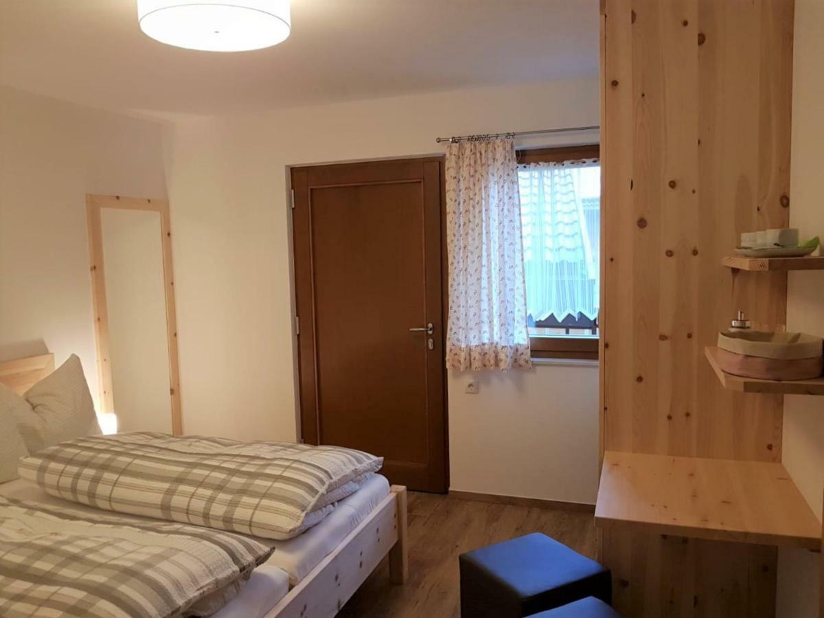 Apartamento Schweinsteghof Urlaub Auf Dem Bauernhof Sarentino Exterior foto