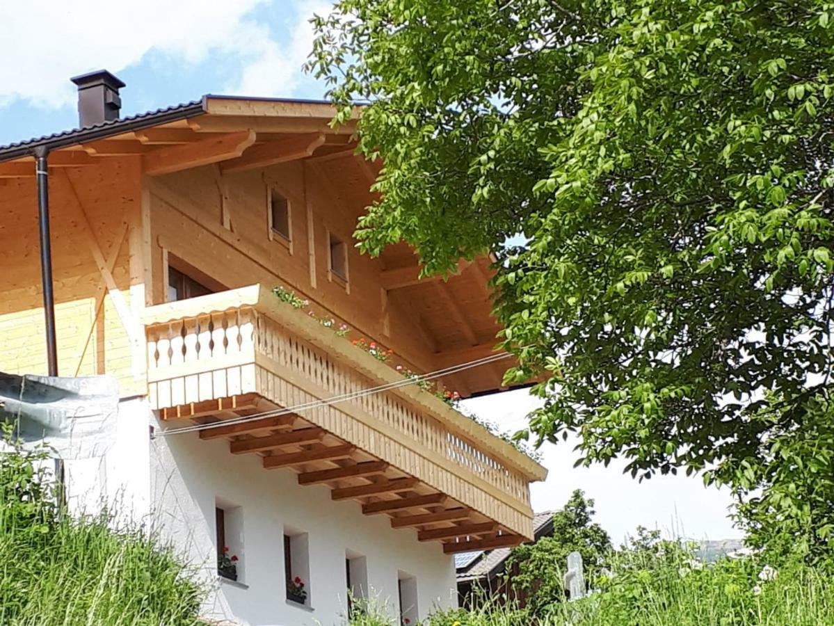 Apartamento Schweinsteghof Urlaub Auf Dem Bauernhof Sarentino Exterior foto